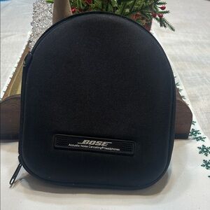 Bose Black Acoustic Noise Cancelling Headphone Hard shell Case